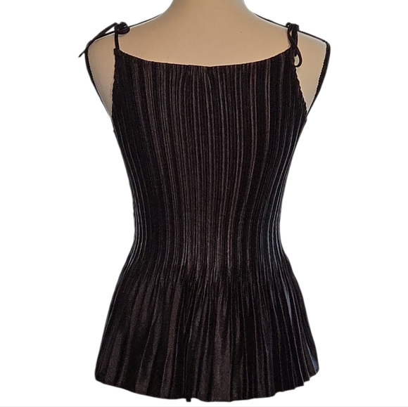 Magic Blouse - Picture 2 of 3